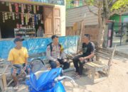 Bhabinkamtibmas Jatibaru Sambangi Warga, Sampaikan Imbauan Pencegahan Karhutla