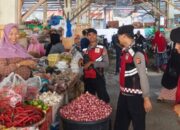Patroli di Pasar Tanah Mira, Polisi Sapa Pedagang hingga Juru Parkir