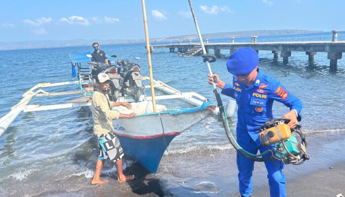Sat Polairud Polres Dompu Hadir Berikan Pelayanan Humanis kepada Masyarakat Pesisir dan Nelayan