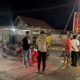 Pamapta II Polres Dompu Gerak Cepat Atasi Aksi Spontan Warga yang Blokir Jalan