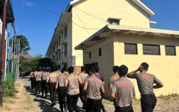 Jaga Kebugaran dan Kesiapsiagaan, Personel BKO Polda NTB Bersama Sat Samapta Gelar Olahraga Pagi