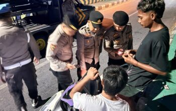 Patroli Malam, PAMAPTA III Polres Dompu Sambangi Remaja dan Cegah Gangguan Kamtibmas