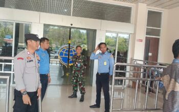 Melalui Patroli Rutin, Polsek KP3 Polres Bima Kabupaten Pantau Aktivitas Masyarakat di Kawasan Bandara SMS Bima
