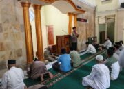 Perkuat Kemitraan dan Program Quick Wins Kapolri, Wakapolres Sumbawa Gelar Jumat Keliling di Masjid Al-Walliyy Kelurahan Bugis