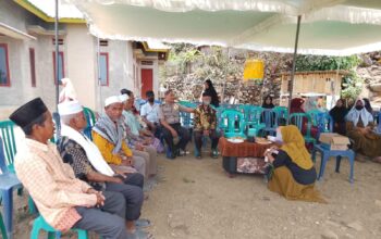 Sambang duka, Polsek Donggo hadir di tengah masyarakat sekaligus sampaikan pesan kamtibmas