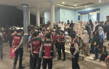 Ribuan Jamaah Hadiri Pengajian Ustaz Derry Sulaiman, Polisi Siaga Amankan Kegiatan