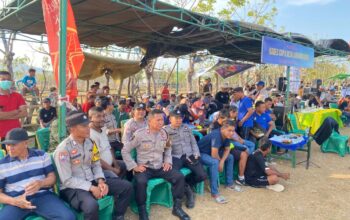 Sukses Digelar Sebulan Penuh, Kapolsek Lape Kawal Ketat Final dan Penutupan Open Turnamen Kades Cup II Labuhan Kuris