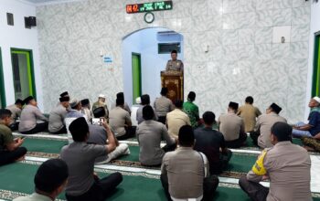 Subling Di Masjid Al-Zihat, Kapolres Bima Kota Perkuat Silaturahmi Dan Serap Aspirasi Masyarakat