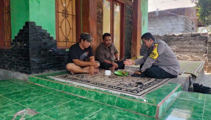 Jelang Pilkades Serentak 2027, Bhabinkamtibmas Seruni Mumbul Sambangi Bakal Calon Kades dan Sampaikan Imbauan Kamtibmas